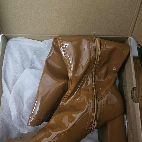 Knee High Boots Size 7 1/2 - Picture 3 of 5